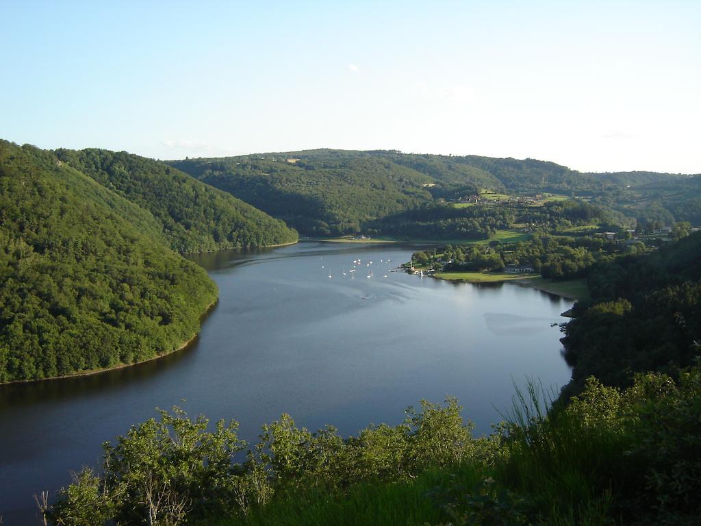 Saint-Priest-des-Champs Aux 2 Puys - Gite "Le Lemptegy" מראה חיצוני תמונה